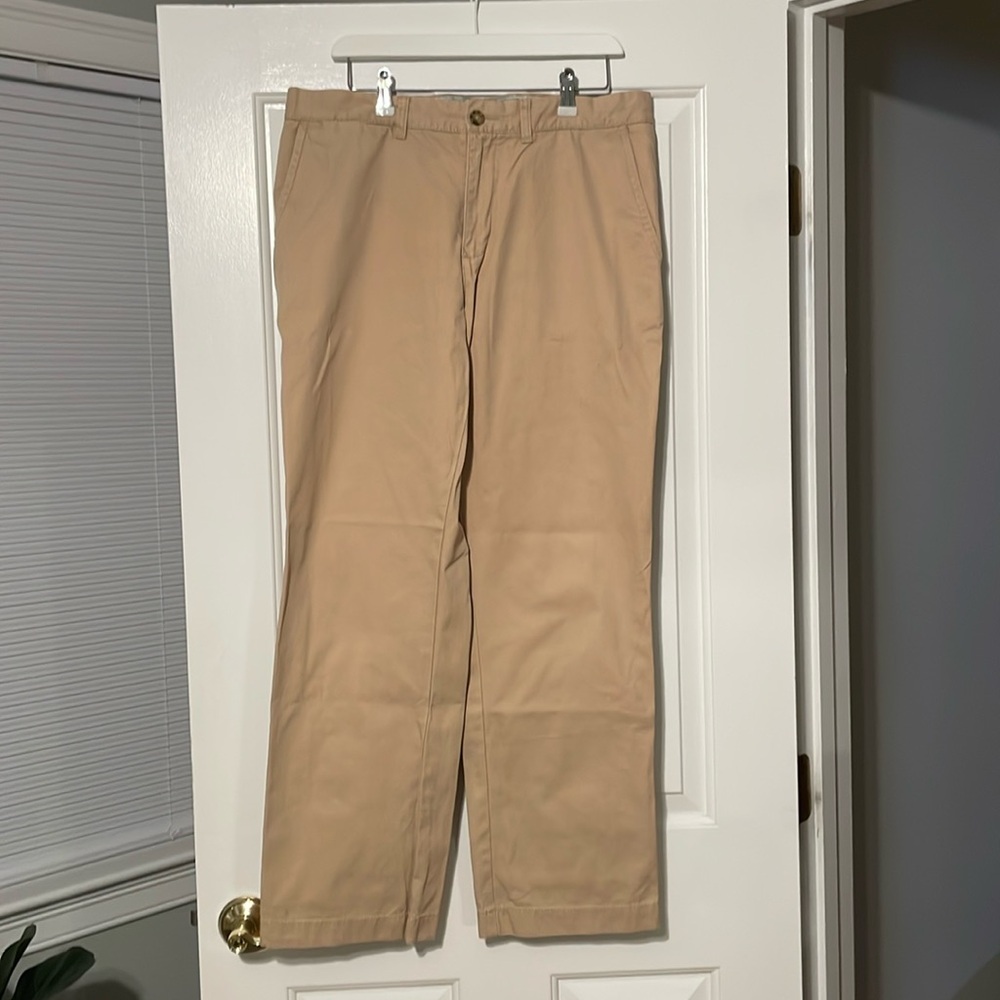 Tommy Hilfiger tan chinos. W34/L30. Straight cut.